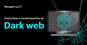 Uma tela de computador com uma caveira azul formada por alguns códigos, e ao lado da tela do computador uma teia azul neon.